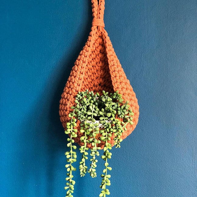 Medium hanging chunky crochet basket. Handmade from recycled cotton rope.